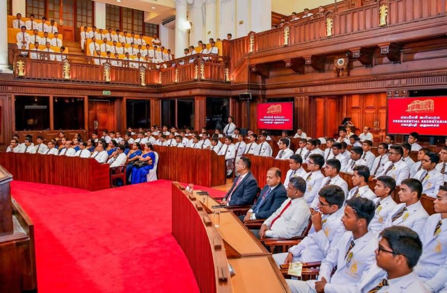 රාහුල සිසුන් ජනපති කාර්යාලයට