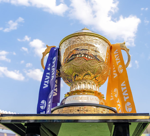 කල්දැමූ IPL තරගාවලිය සතියකින්?