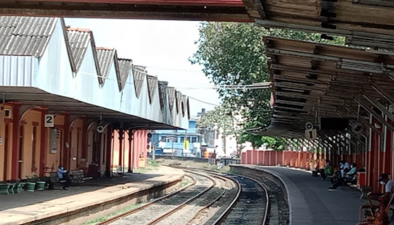 දුම්රිය ස්ථානාධිපතිවරු වර්ජනයකට සැරසෙති