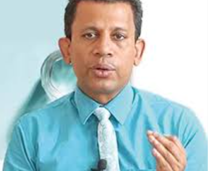 පරිපූරක වෛද්‍ය වෘත්තීයවේදීහු  වර්ජනය අත් හිටුවති.