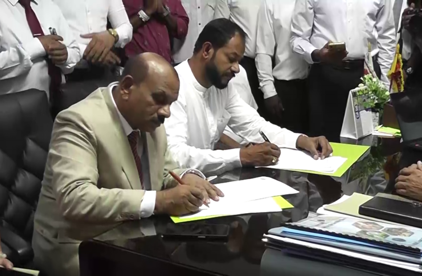 මහනුවර මහ නගර සභාවේ 16වන පුරපති  ජාතික ජන බලවේගයේ චන්ද්‍රසිරි විජේනායක